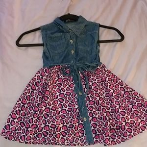 Girls dress